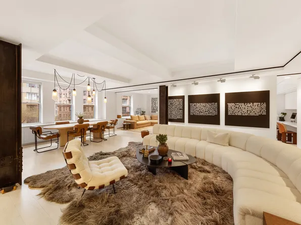 310 West End Avenue image 1 of 12