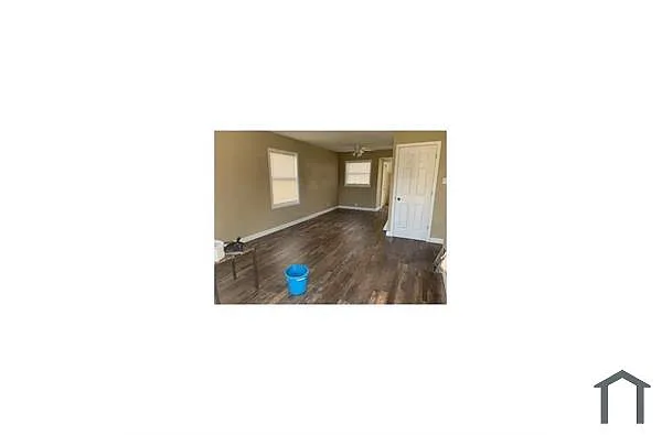 Building Photo - 311 Crawford Rd