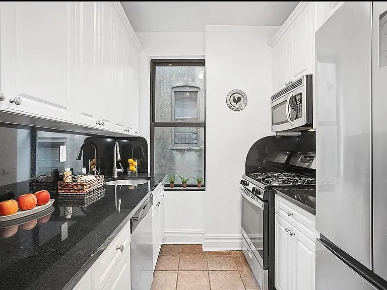 65 W 107th St #5B — Photo 5