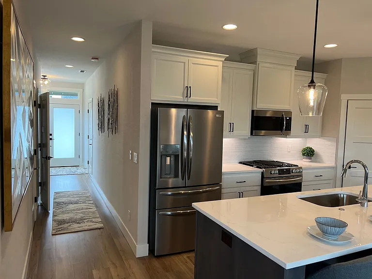 11913 NE 109th St — Photo 11