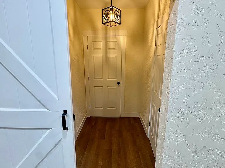 4330 Tularosa Ave #1 — Photo 7
