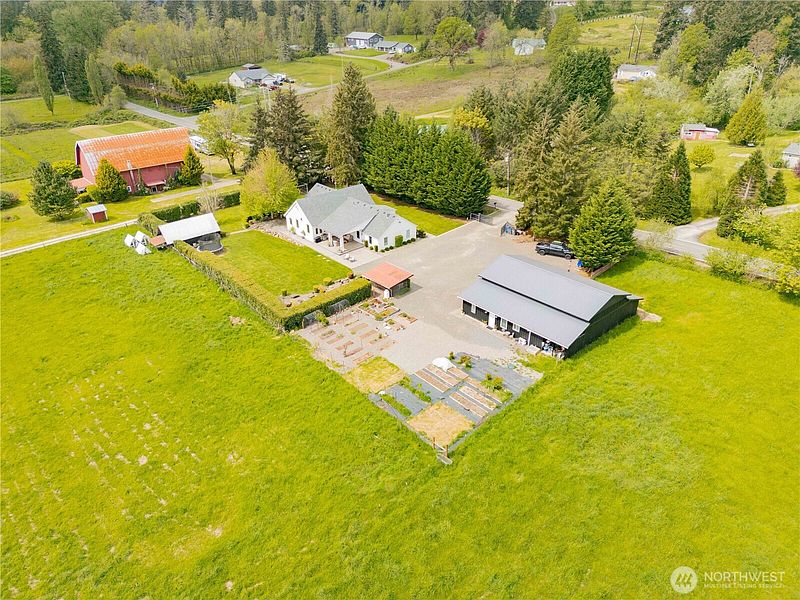 3rd image of 10417 NE 299th Street