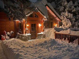 121 Monterey Pine Rd, Mammoth Lakes, CA 93546