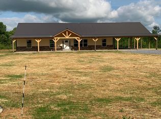 775 Old Hall Rd, Chuckey, TN 37641