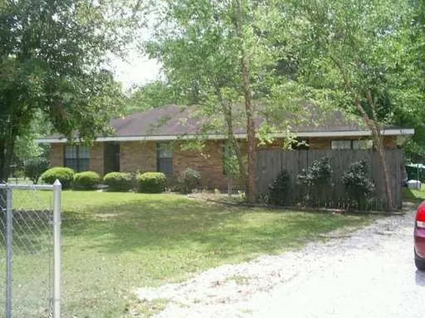 43098 Holder Ln, Hammond, LA 70403