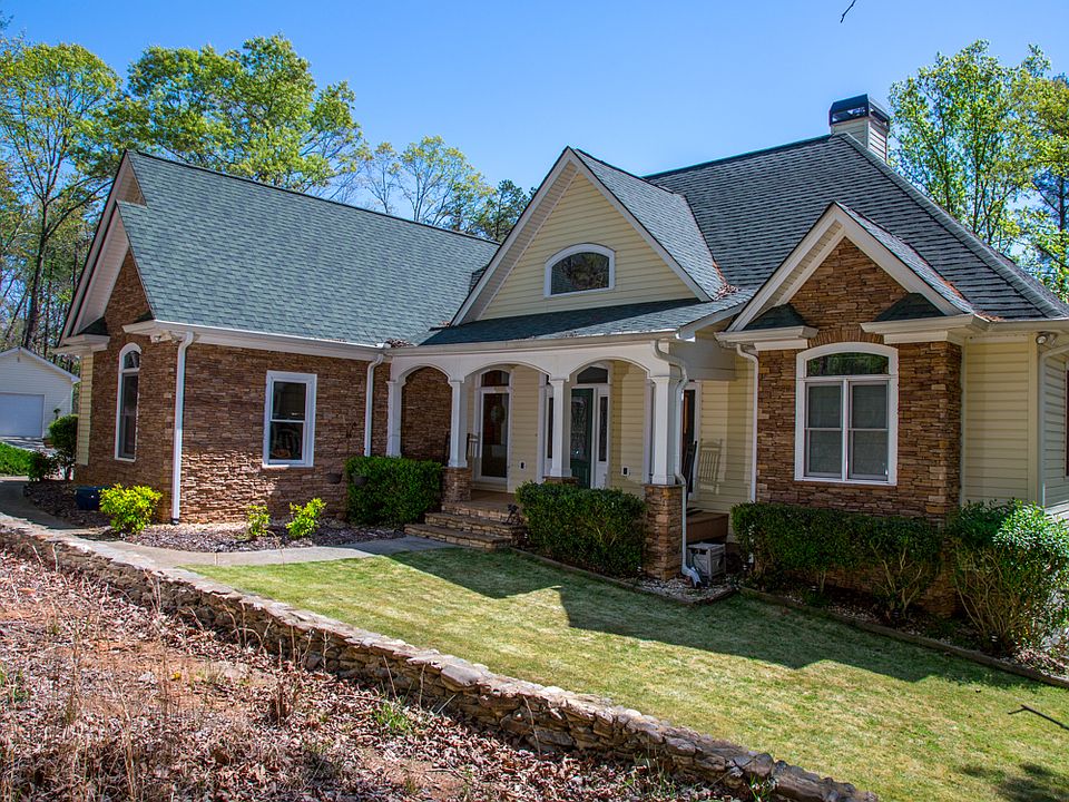 1st image of 246 Laurel Cir