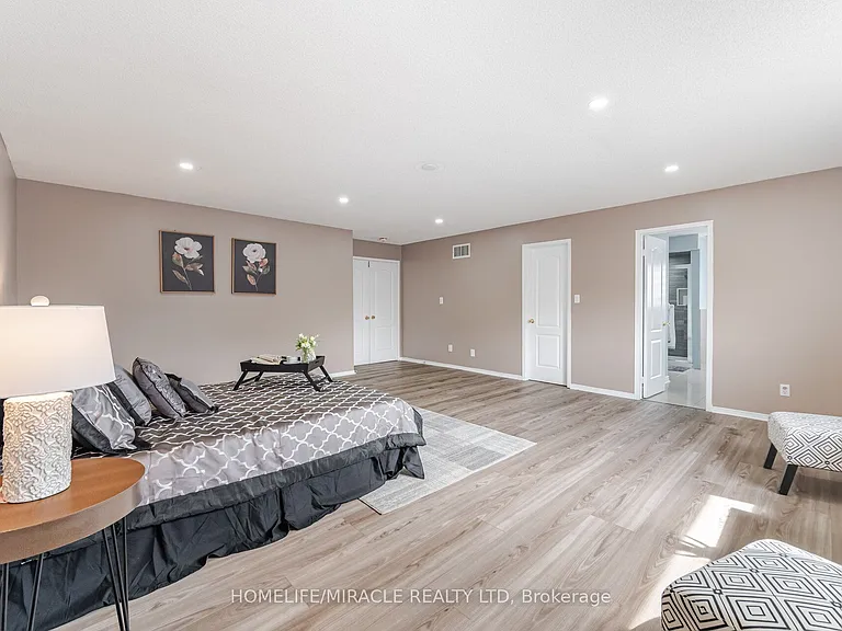 41 Beachpoint Blvd #UPPER — Photo 30