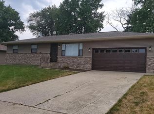 1934 Jefferson St, Portage, IN 46368