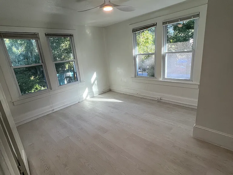 5 Estey St #3 — Photo 40