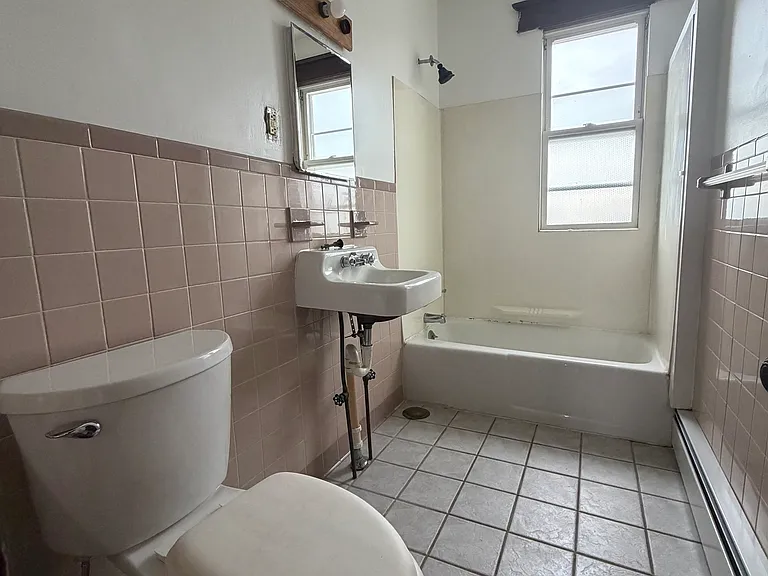 366 Tolland St #3 — Photo 7