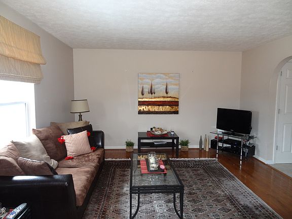 Living Room - Open Floor