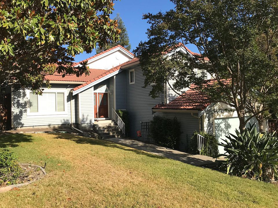 1st image of 160 Knightshaven Way