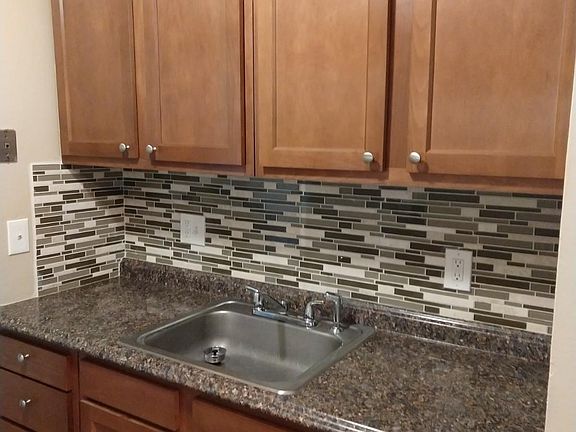 2nd image of 3611 Schwartze Ave #6