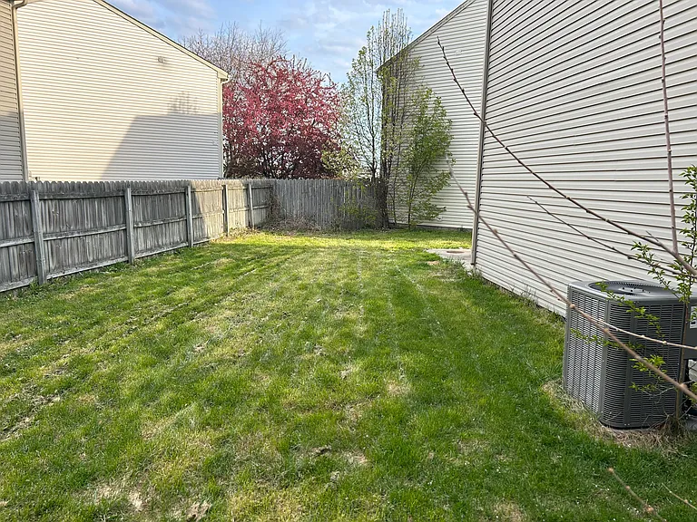 9952 Worthington Blvd — Photo 19