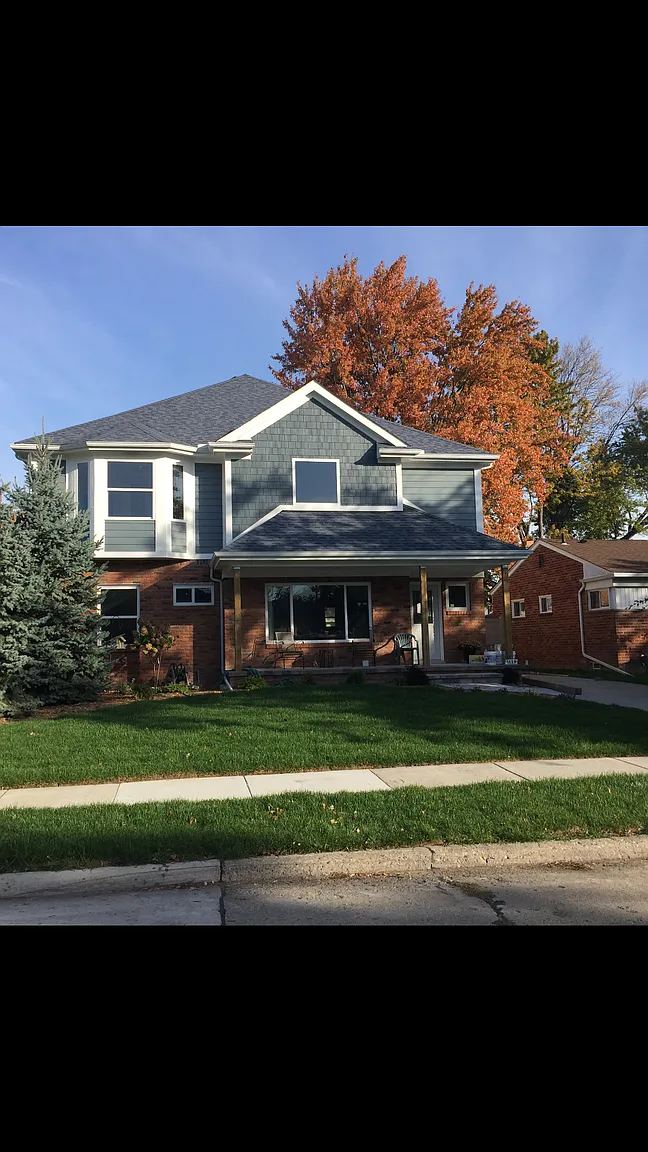 1119 Woodlawn Ave photo 1