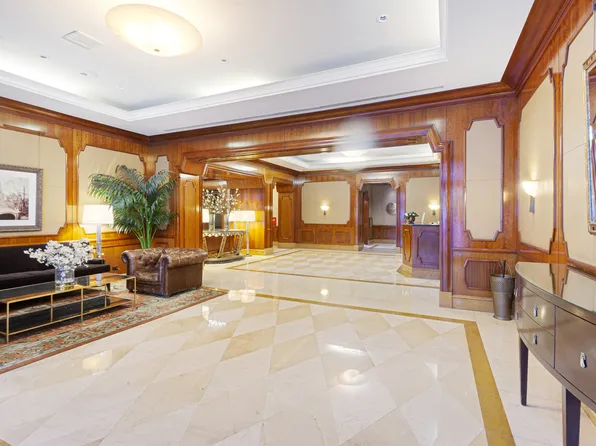 350 East 82nd Street image 12 of 13