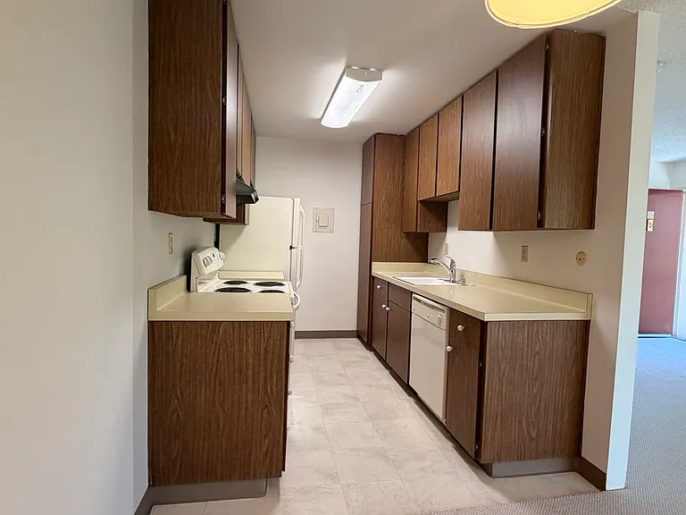 2456 W Bayshore Rd #10 — Photo 10