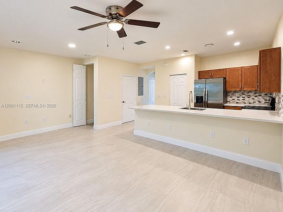 3rd image of 14103 SW 49th St #12