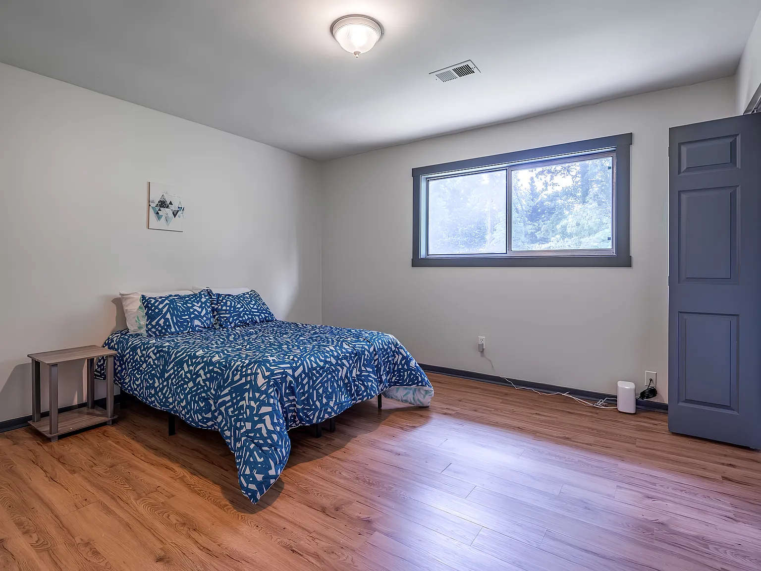 4 bed, 2.0 bath, 1100 sqft, $776 — Photo 1