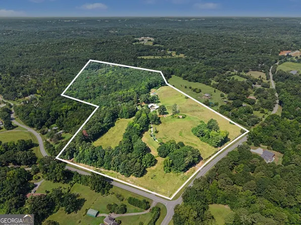 2071 W Hightower Trl, Conyers, GA 30012