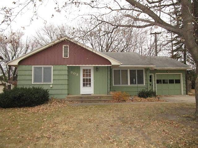 1st image of 303 10th St S