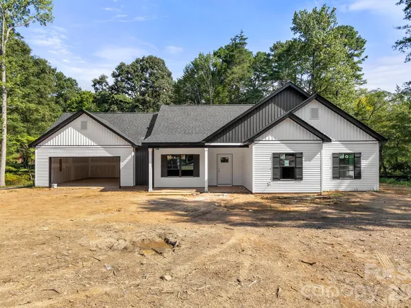 816 Winding Brook Rd, Monroe, NC 28112