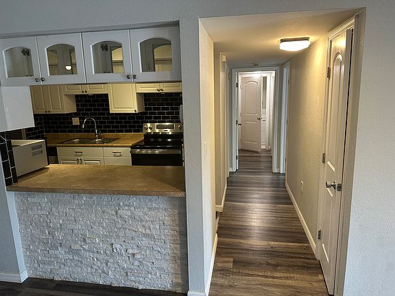 4th image of 895 N Village Dr #107