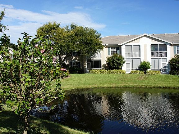 3rd image of 850 Tanbark Dr APT 104