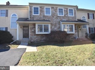 1502 Isaacs Ct, Maple Glen, PA 19002