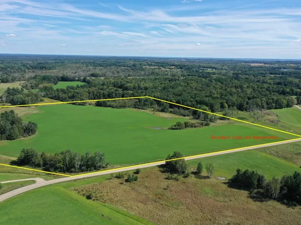Cty A Pine Riv, Weyauwega, WI 54983