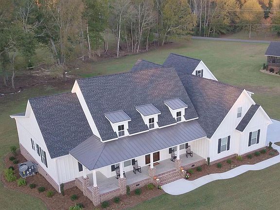 3rd image of 513 Rosser Blvd