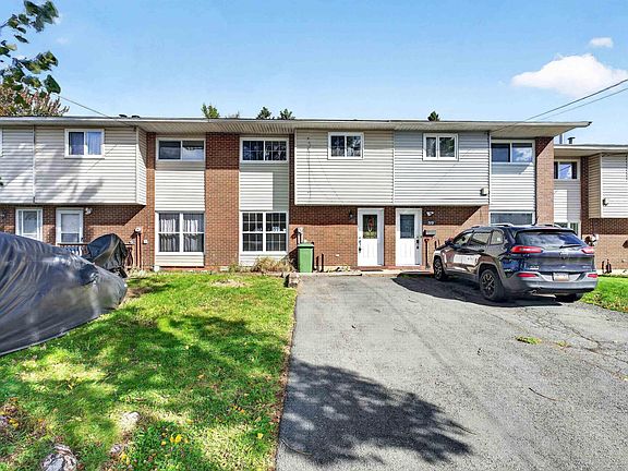2nd image of 61 Merrimac Dr
