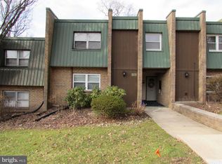 207 Meadowview Ln, Mont Clare, PA 19453