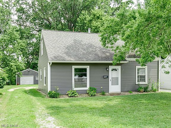 2nd image of 2069 Bailey Rd