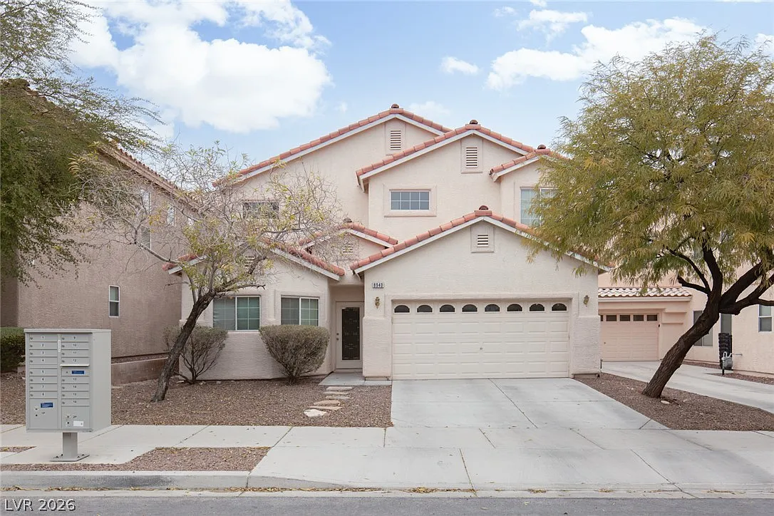 3 bed, 2.5 bath, 1992 sqft, $2,088 — Photo 1