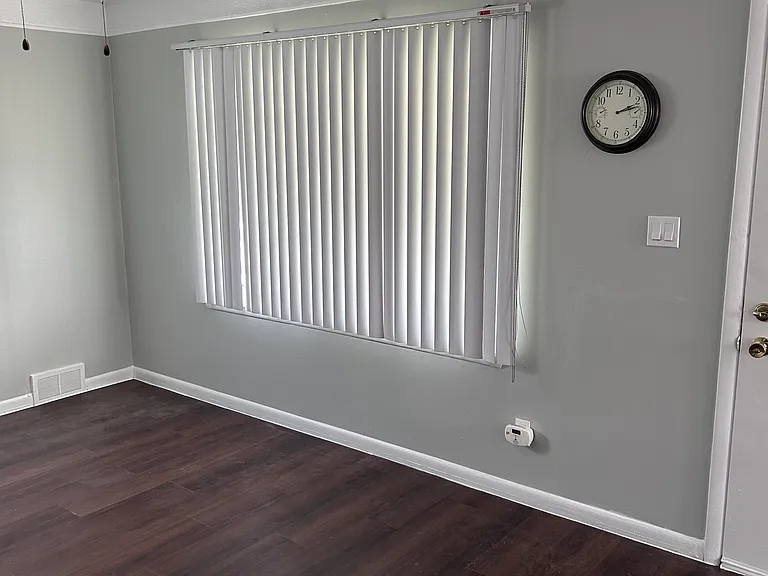 11245 Timken Ave — Photo 5
