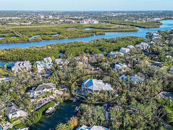 2nd image of 5309 Hidden Harbor Rd