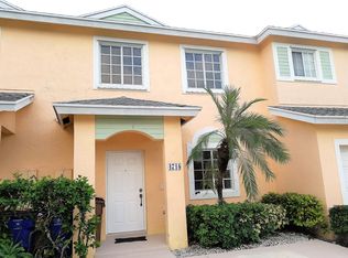 4718 SW 13th Ct, Deerfield Beach, FL 33442