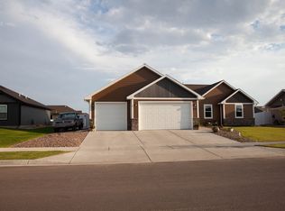 200 38th Ave NW, Great Falls, MT 59404