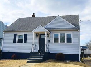 324 Mercer Ave, Bellmawr, NJ 08031