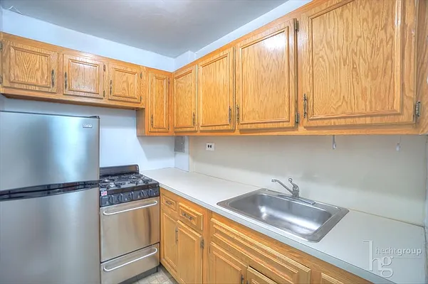 Rented by Hecht Group | media 15