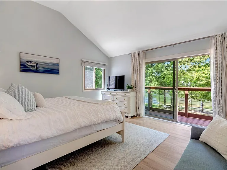 296 Milton Dr — Photo 47
