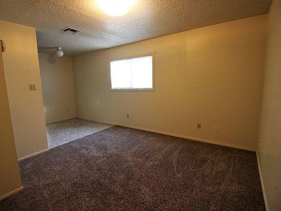 4th image of 705 Yegua St #C