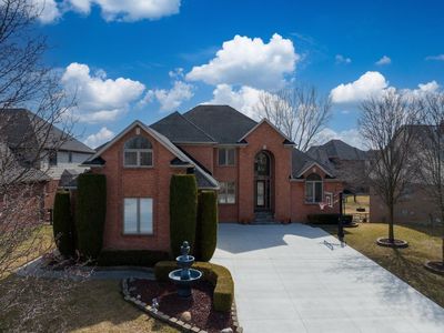 57474 Stonebriar Dr, Washington, MI, 48094