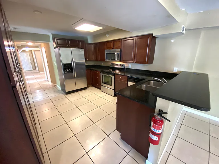46 N Lancaster St #A — Photo 5