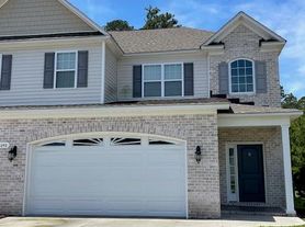 1648 Cambria Dr, Greenville, NC