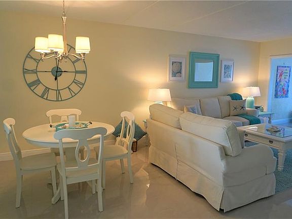 3rd image of 1020 De Leon Dr #308