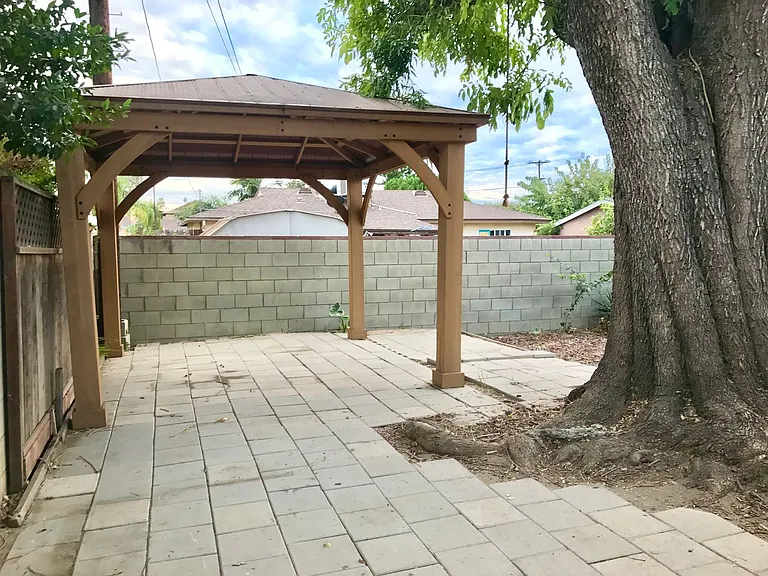18516 E Petunia St — Photo 8
