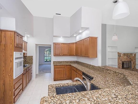 3rd image of 8215 Lake Ross Ln
