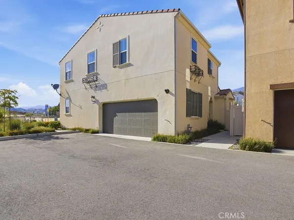 570 Jubilee Pl, Santa Paula, CA 93060